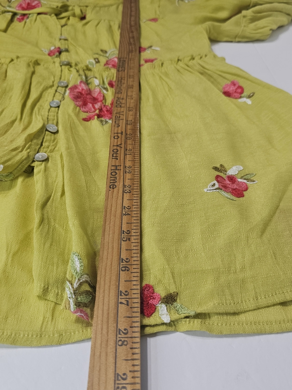 Floral Tie-Front Peasant Blouse in Chartreuse with Pink Embroidery Sz L Summer - Picture 10 of 10